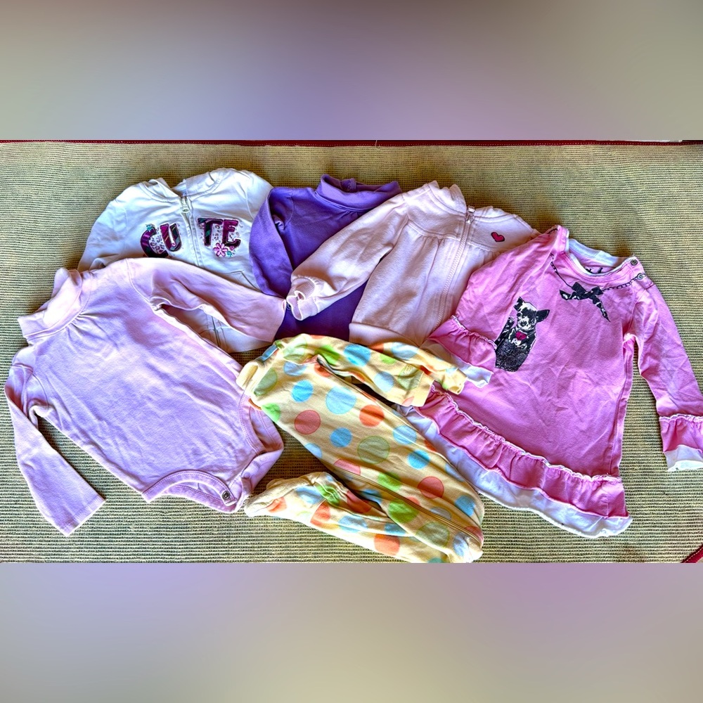 Bundle of Girl’s Clothes Size 18M